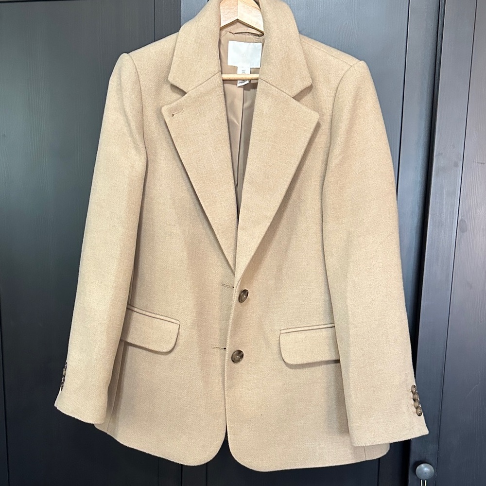 H&M Classic Tan Women's Blazer